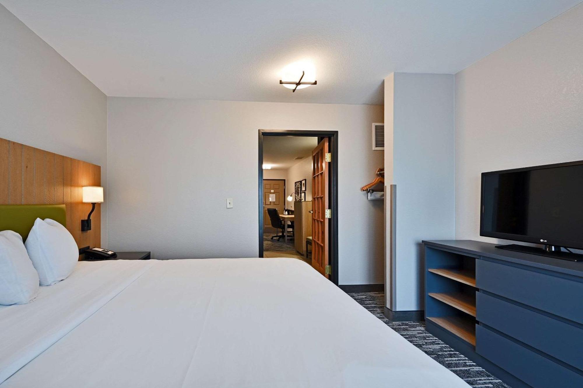 Country Inn & Suites By Radisson, Bloomington-Normal Airport, Il Ngoại thất bức ảnh