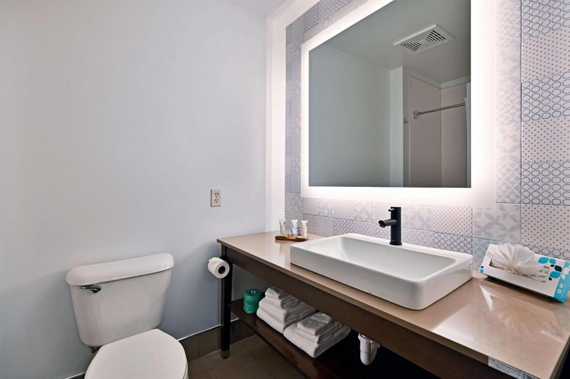 Country Inn & Suites By Radisson, Bloomington-Normal Airport, Il Ngoại thất bức ảnh